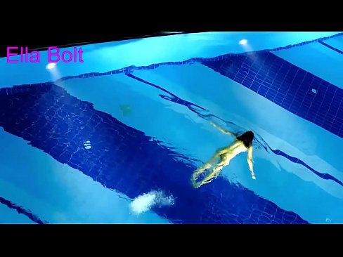 ❤️ నేను చూడటం ఆపలేను, ELLA BOLT రిసార్ట్ పూల్‌లో నగ్నంగా ఈత కొడుతూ దొరికిన యువ అందగత్తె ❤ పోర్నో te.niceporn.ru ❌